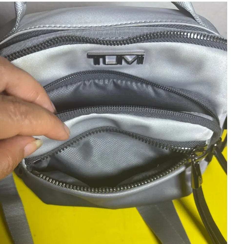 Tumi Voyageur Turner Gray Ombre Crossobody 9 x 8 148539A214